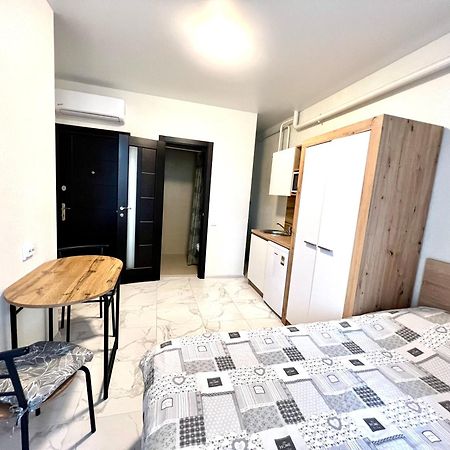 Osapart Hotel In A Complex Semycvit 3 Львов Экстерьер фото