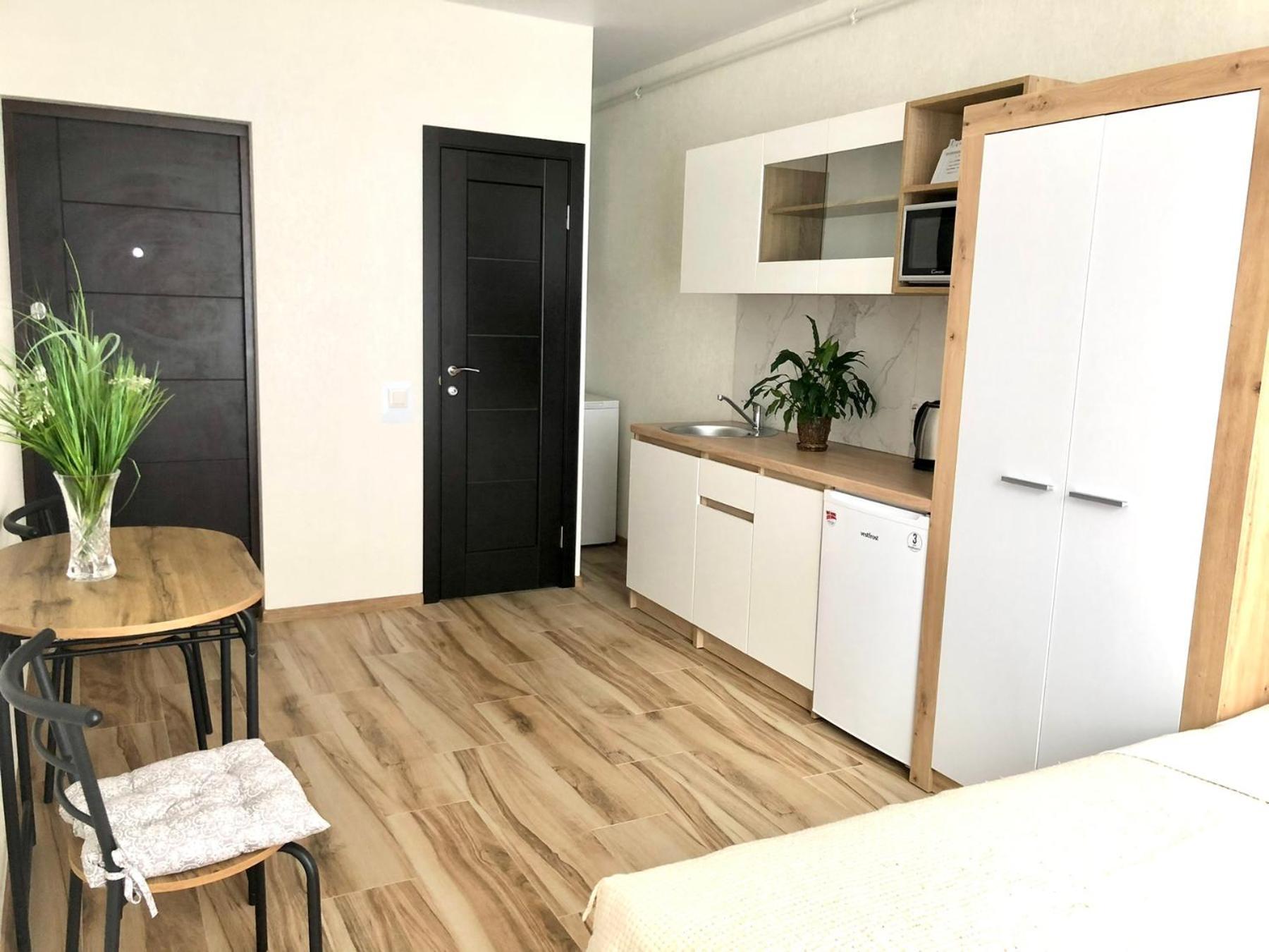 Osapart Hotel In A Complex Semycvit 3 Львов Экстерьер фото